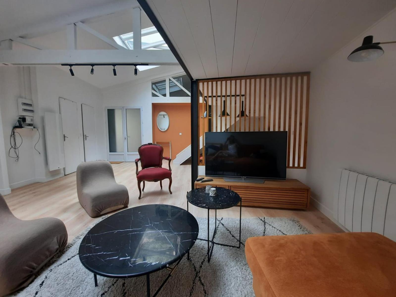 Loft 4-5 Personnes A Montmartre - Parking Prive Sur Reservation París Exterior foto