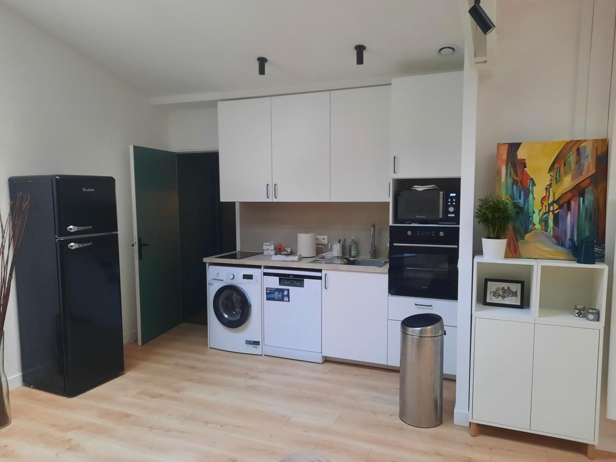 Loft 4-5 Personnes A Montmartre - Parking Prive Sur Reservation París Exterior foto